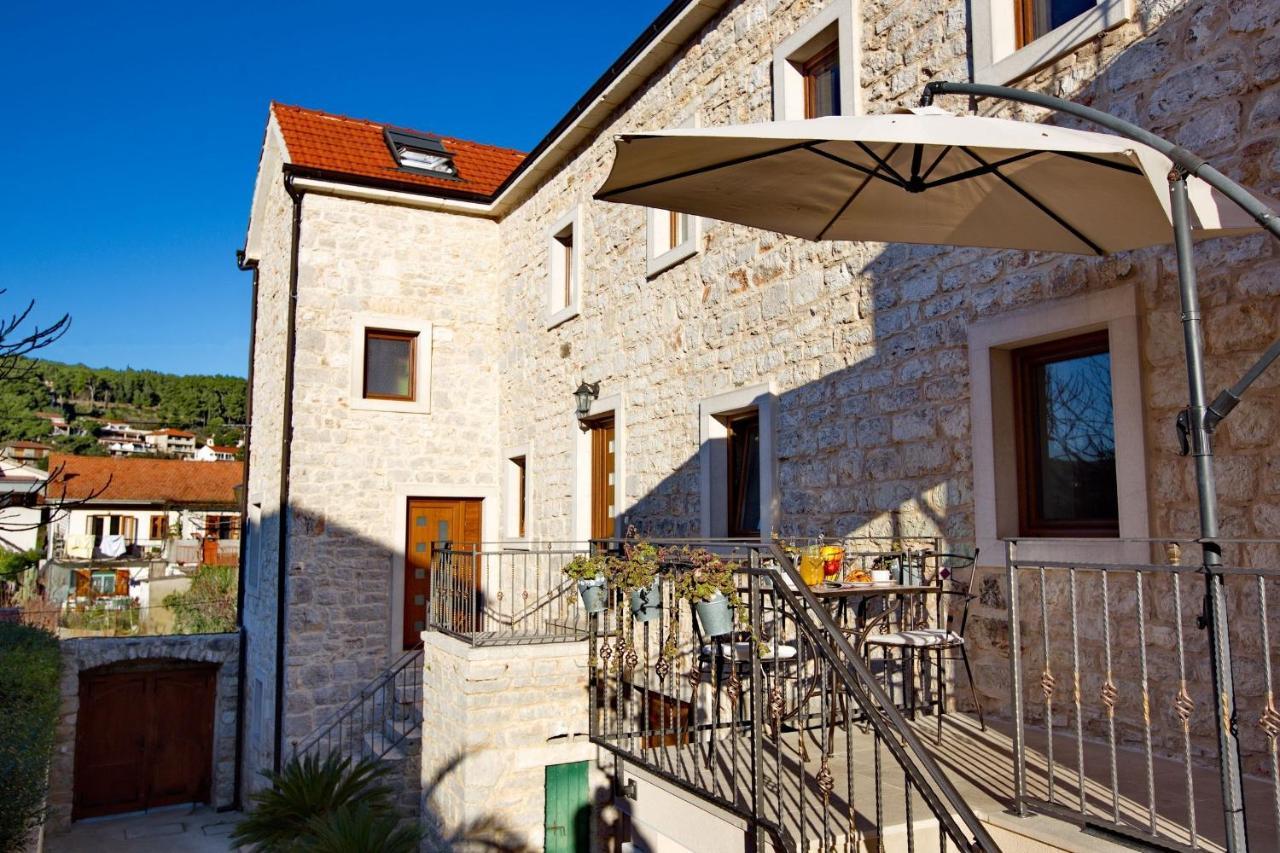 Apartments With A Parking Space Jelsa, Hvar - 8713 Jelsa  Zewnętrze zdjęcie