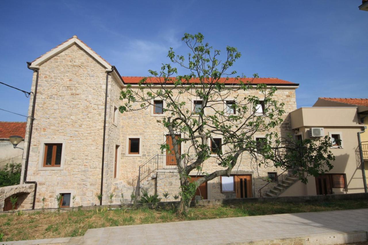 Apartments With A Parking Space Jelsa, Hvar - 8713 Jelsa  Zewnętrze zdjęcie